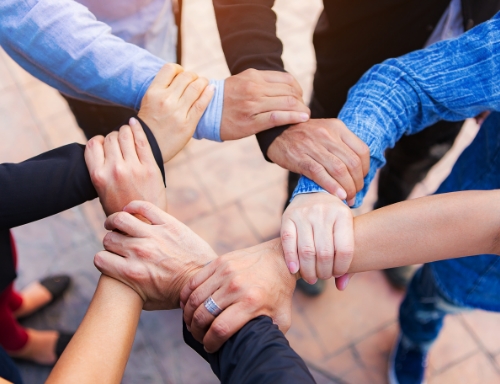 成为304am永利的一份子